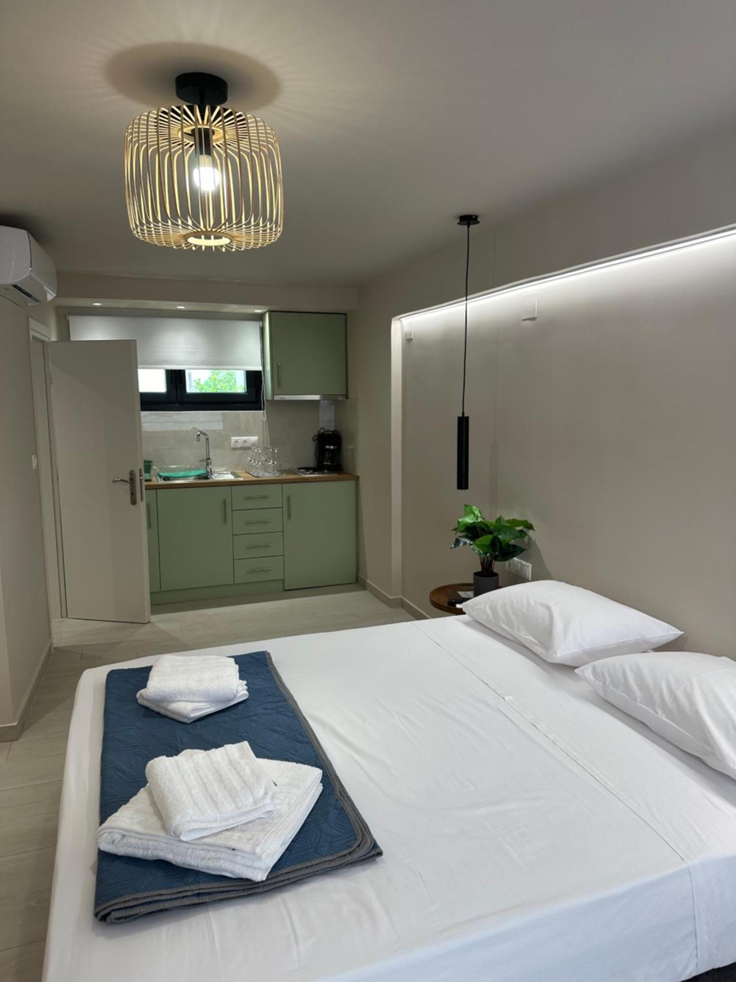 Κυανή Ακτή 2 Apartment Preveza Bagian luar foto
